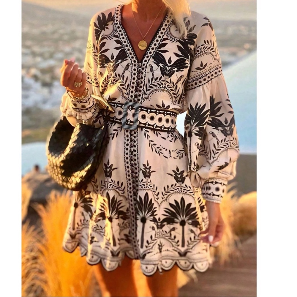 Boho Floral Print V Neck Balloon Sleeve Mini Dress S M L XL - Picture 1 of 4